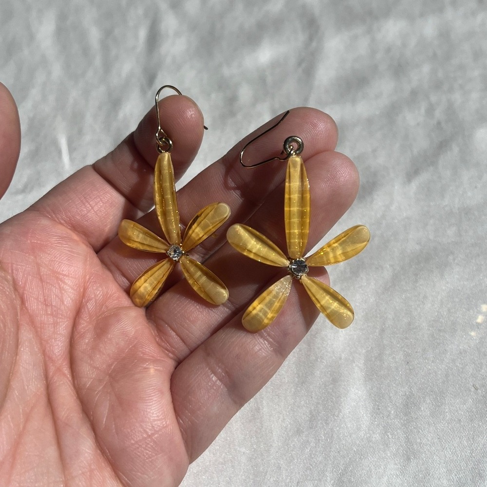 Amber/Yellow Flower Drop Dangle Earrings OS Sun Kissed Cottagecore Fairycore